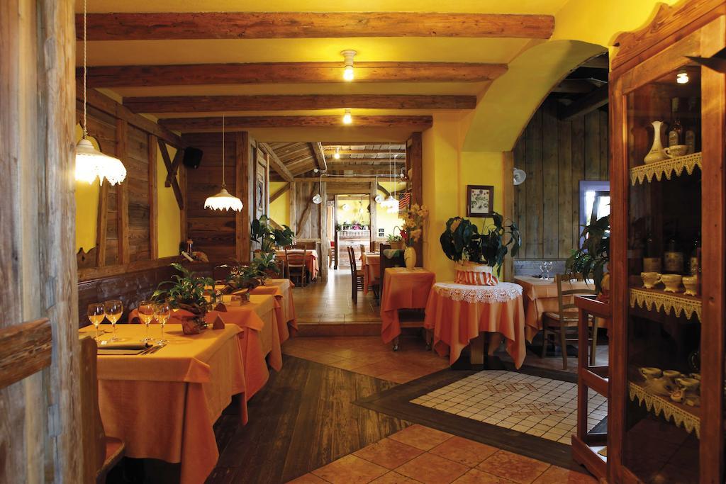 Hotel Spera Strigno ภายนอก รูปภาพ