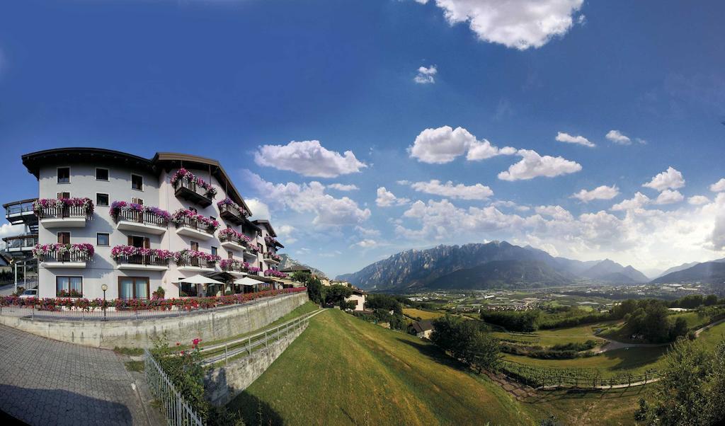 Hotel Spera Strigno ภายนอก รูปภาพ